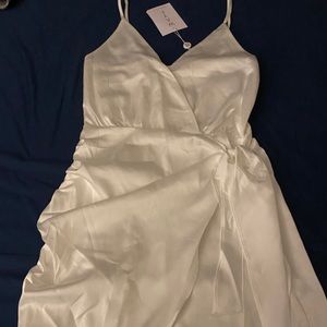 Sexy brand new woman’s WAYF beautiful mid dress